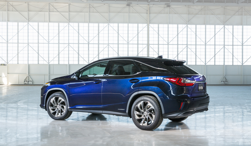 Illustration for article titled Lexus RX: Jalopnik's Buyer's Guide